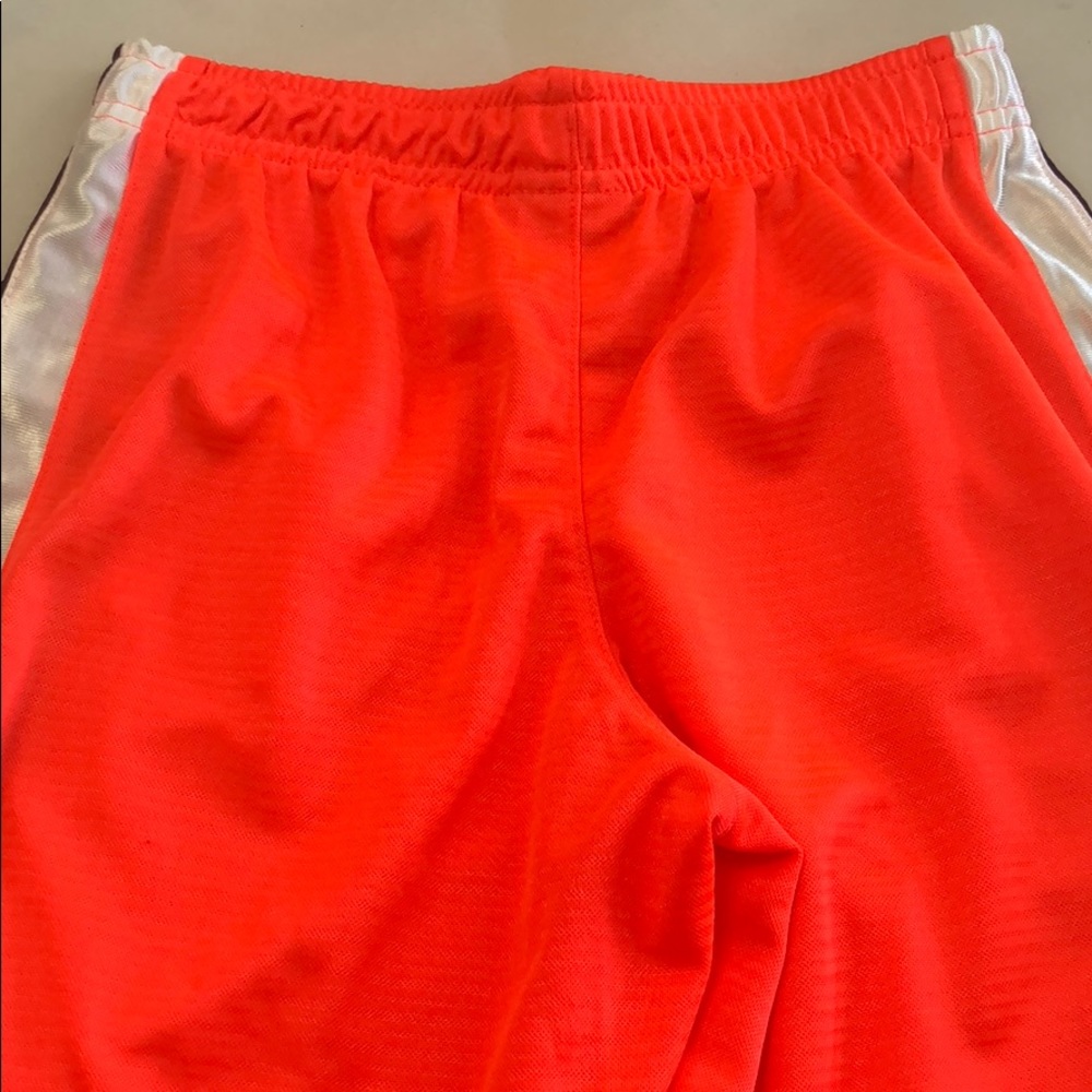 Nike short - Picture 5 of 8